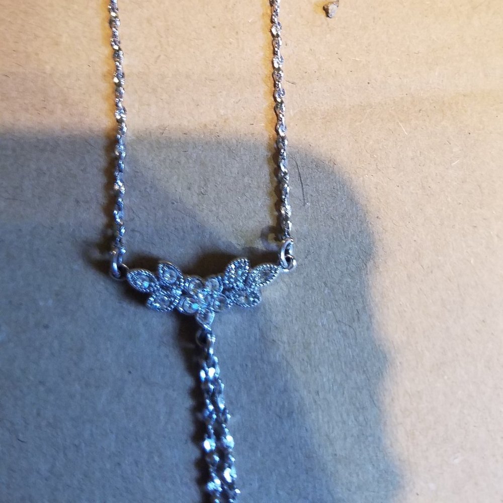 Floral Dangle Anklet - Picture 2 of 5
